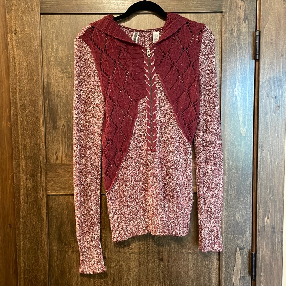 Buckle BKE Sweater